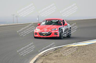 media/Jan-26-2025-CalClub SCCA (Sun) [[cfcea7df88]]/Group 4/Race/